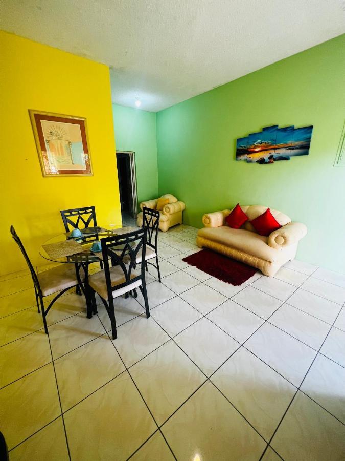 Saint Maryʼs Spring Palm Estate 아파트 외부 사진